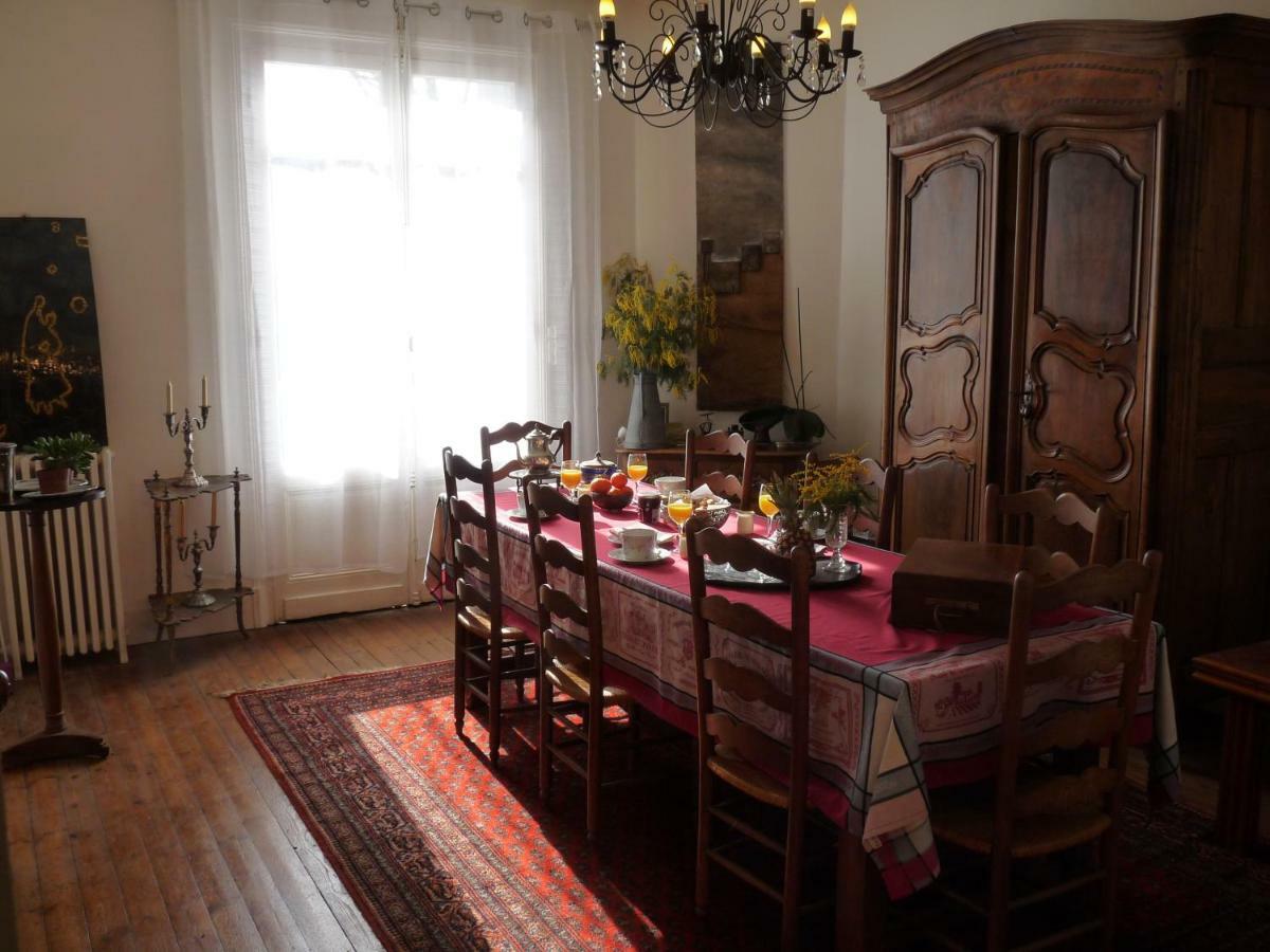 Le Point D'Orgue Bed & Breakfast Pineuilh Exterior photo